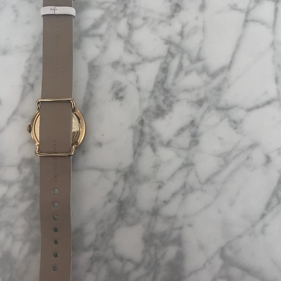 Marc Jacobs Gold and White Leather Watch - Picture 2 of 3